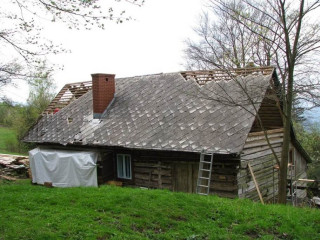 Zagroń chatka Remont dachu