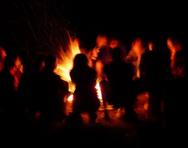 spotkanie przy ognisku